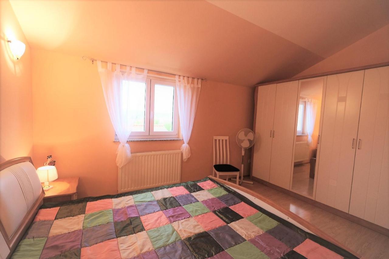 Apartments Coral, Klimno, Island Krk Dış mekan fotoğraf