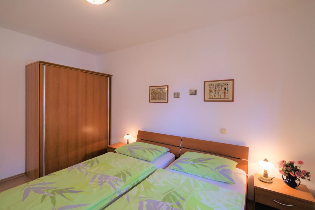 Apartments Coral, Klimno, Island Krk Dış mekan fotoğraf